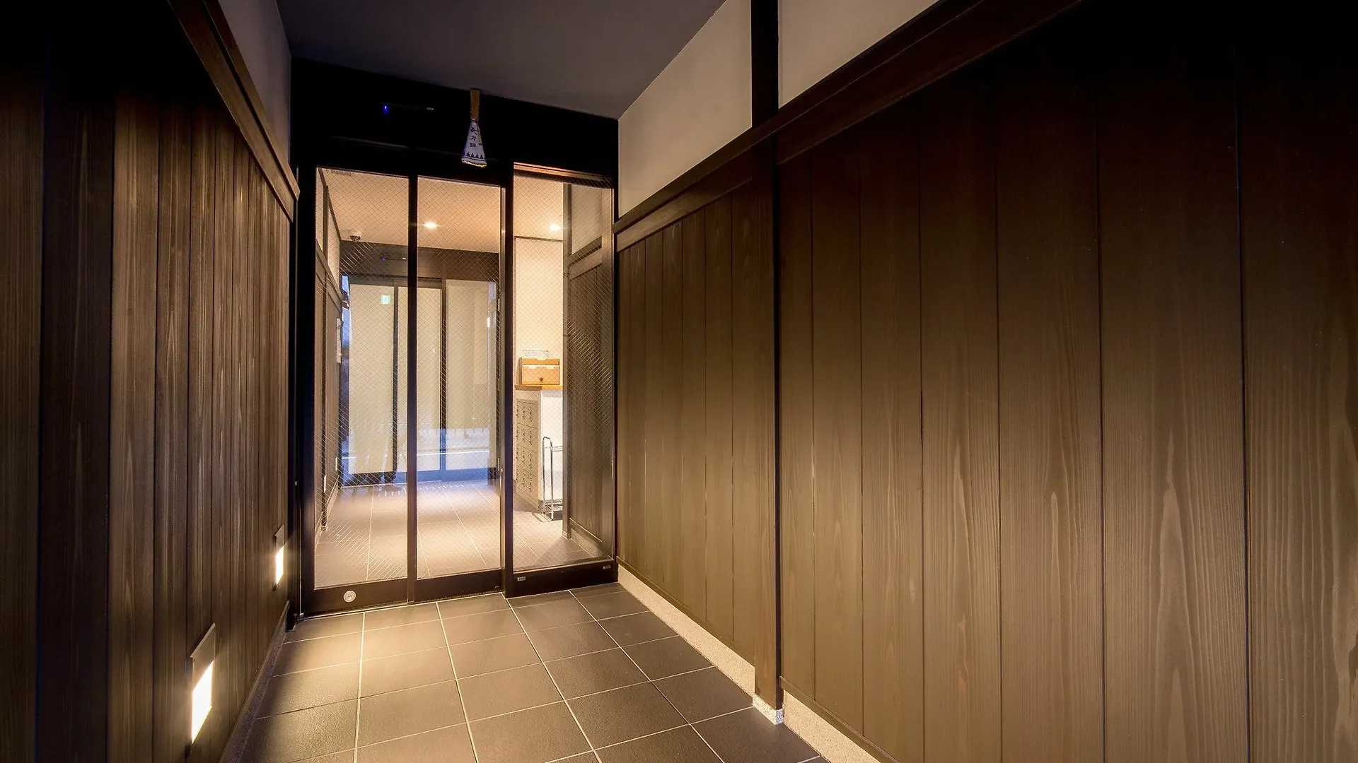 Le Studio Gojo Takakura Kyoto 2*,